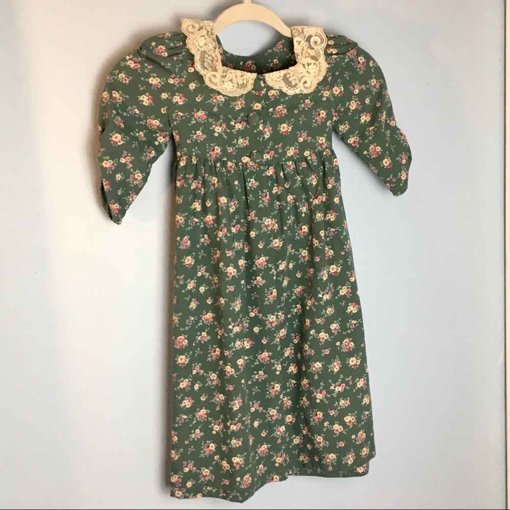 Cottagecore floral kids dress, size 5, lace collar